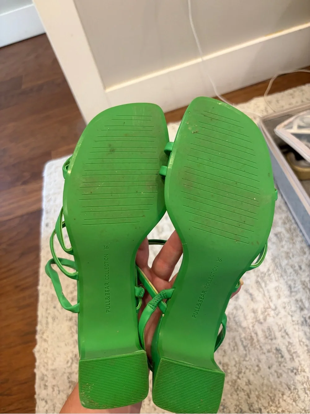 Pull&Bear Green Strappy Square-Toe Sandals